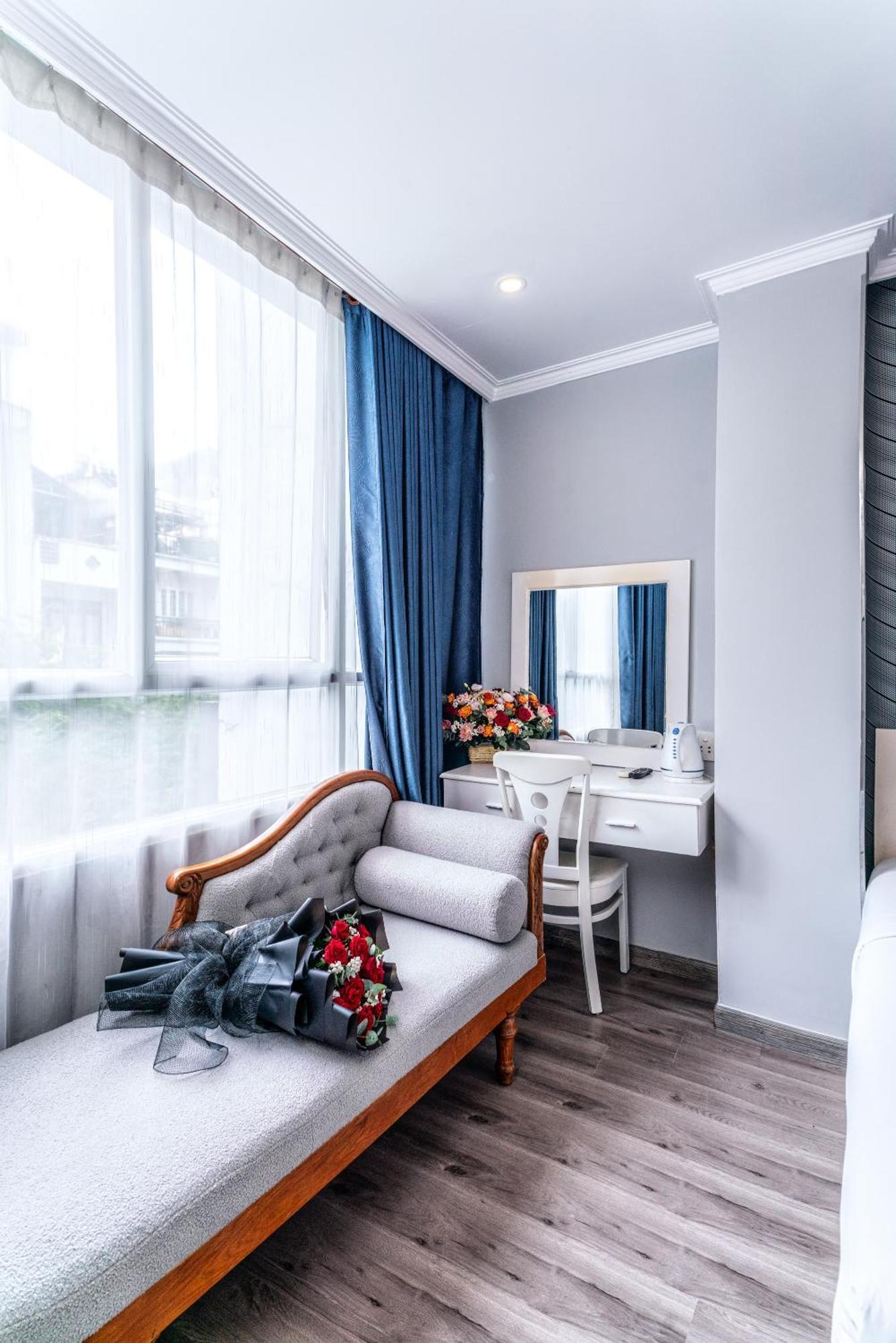 Ruby Saigon Hotel - Ben Thanh Ho Chi Minh City Exterior photo