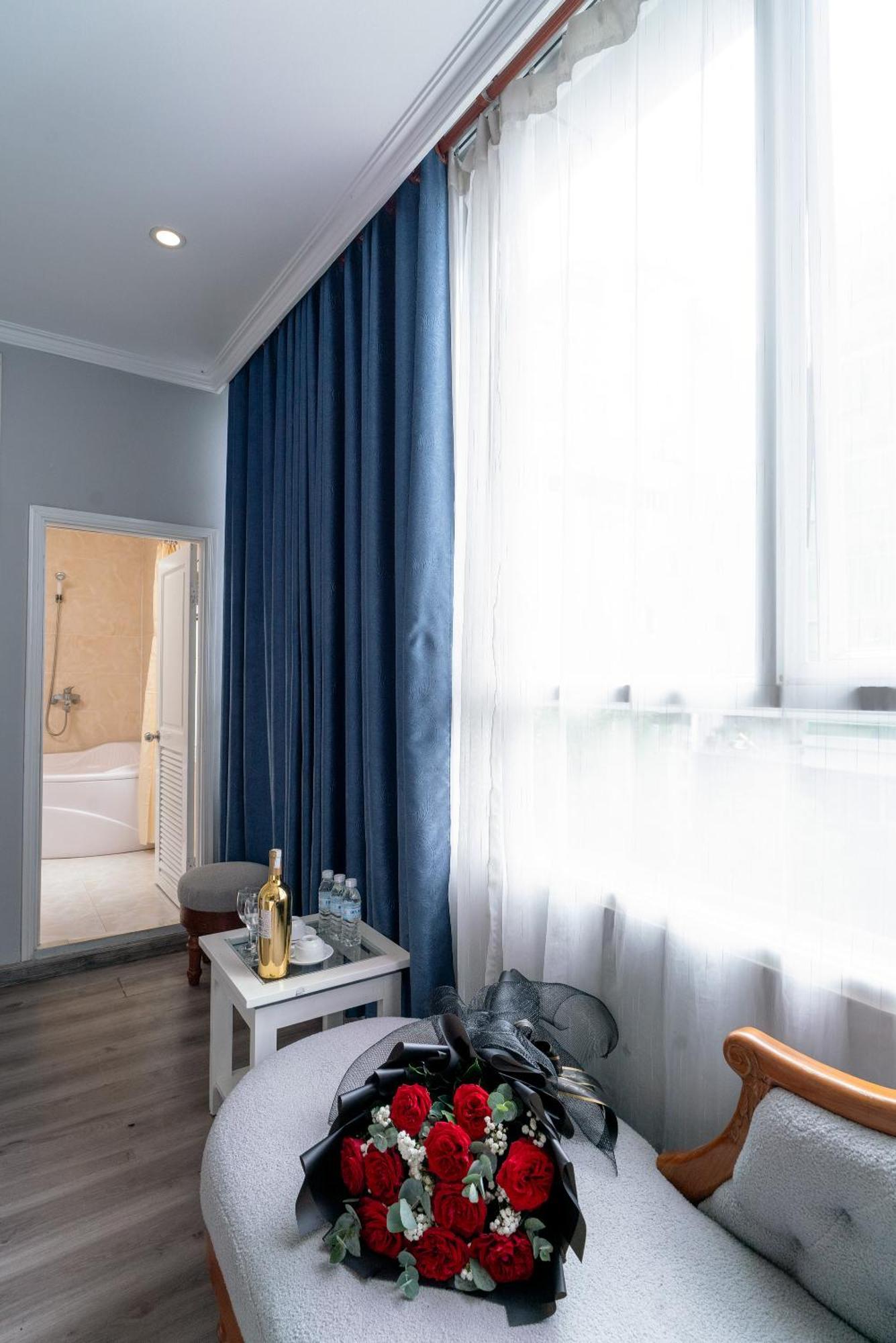 Ruby Saigon Hotel - Ben Thanh Ho Chi Minh City Exterior photo