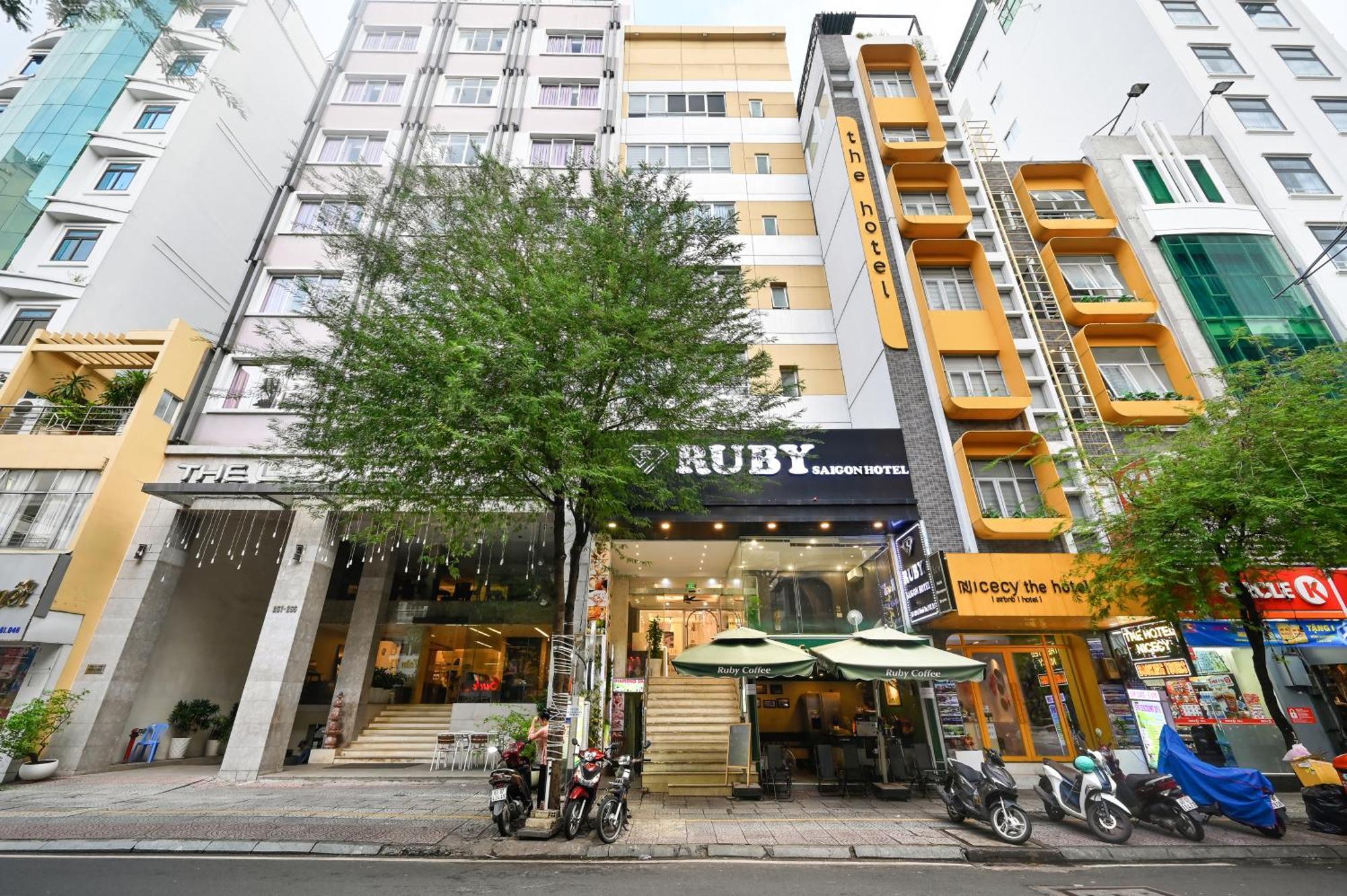 Ruby Saigon Hotel - Ben Thanh Ho Chi Minh City Exterior photo