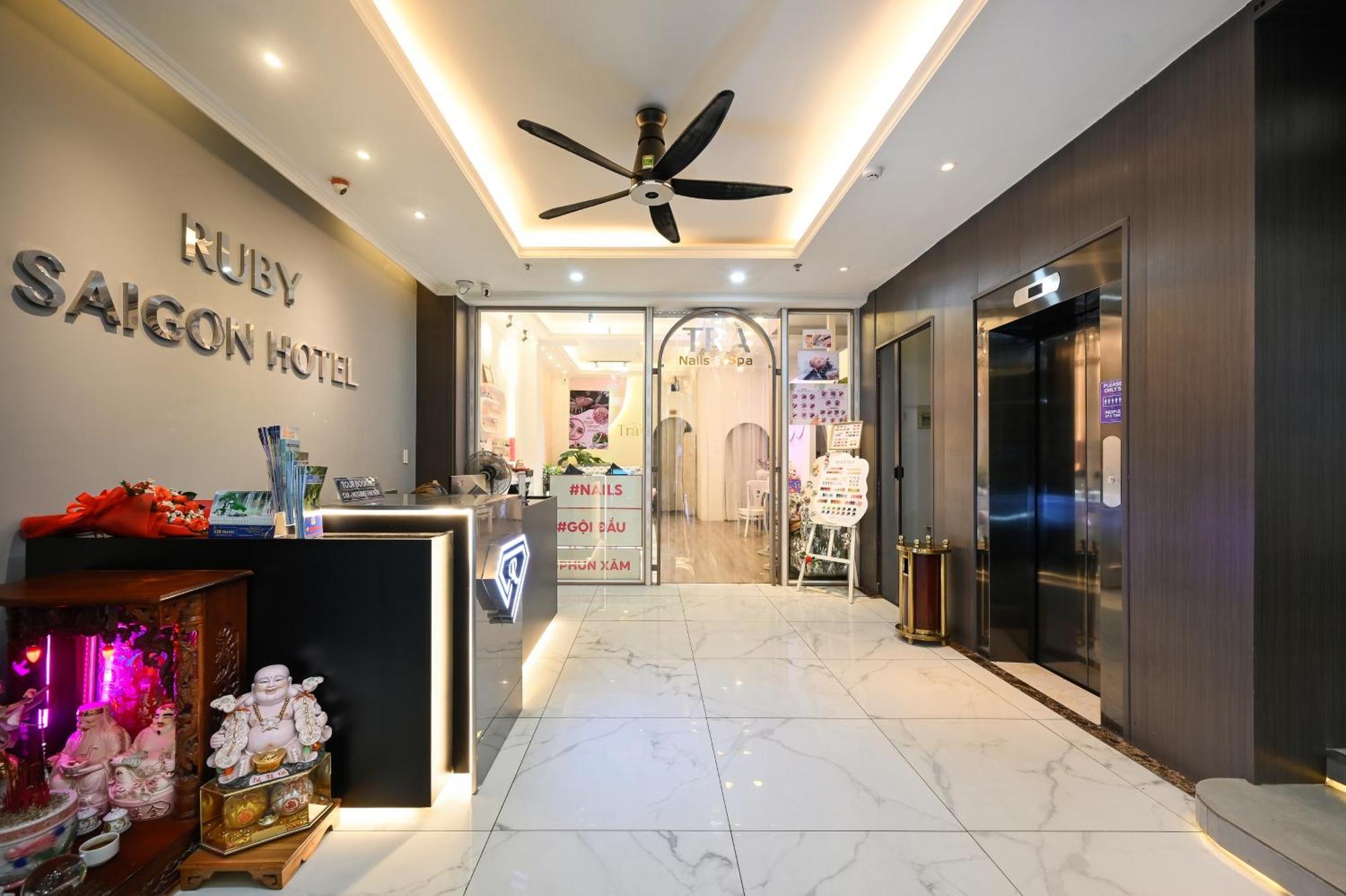 Ruby Saigon Hotel - Ben Thanh Ho Chi Minh City Exterior photo